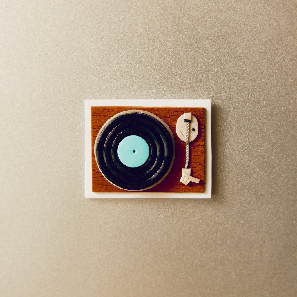 Vinyl Player (NFC Magnet)