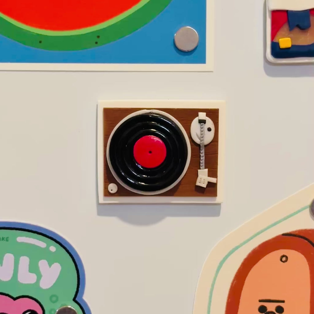 Vinyl Player (NFC Magnet)